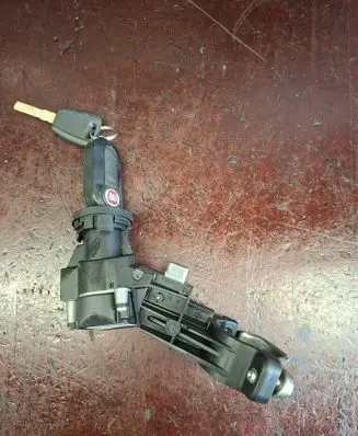 Fiat Punto Evo Ignition lock 505186290B365 26042010 61146900