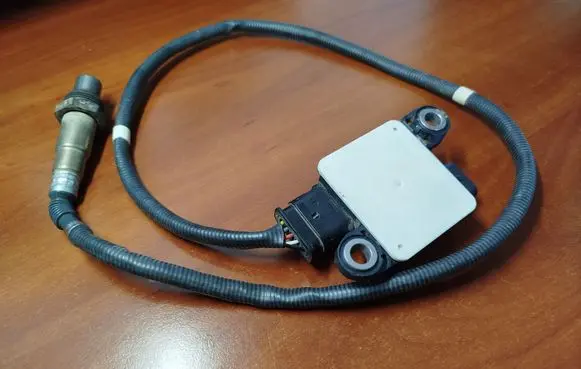 Renault Master III Lambda probe sensor 227930660R 0281007646