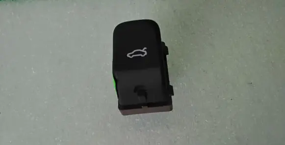 Audi A4 S4 B8 8K Tailgate opening switch 4H0959831A