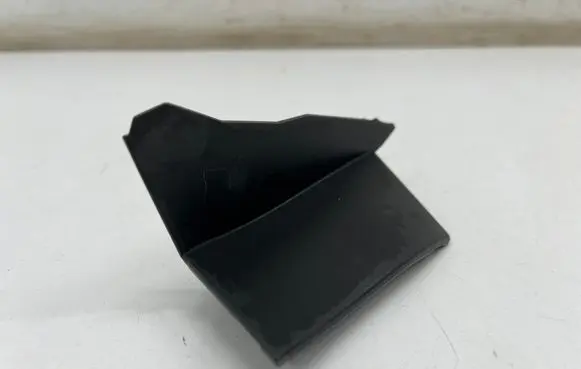 Lexus ES 300h (7th Gen) Rear/tail light trim molding 8149833030
