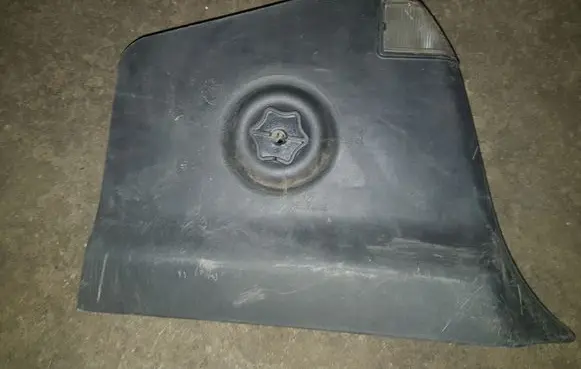 BMW 3 E36 Tail light bulb cover holder 8364934