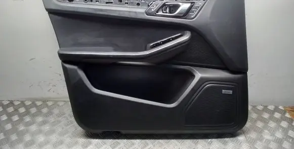 Porsche Macan (95B) Front door card panel trim 95B867105