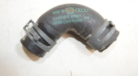 Audi Q7 4L Coolant pipe/hose 7L0815937E