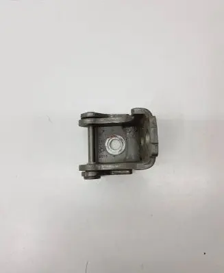Renault Captur Front door lower hinge 804200003RK