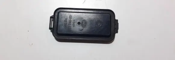 Volkswagen Bora Headlight/headlamp dust cover 96359600