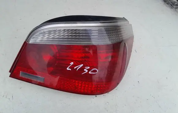 BMW 5 E60 E61 Rear/tail lights 6910768 2VP008679