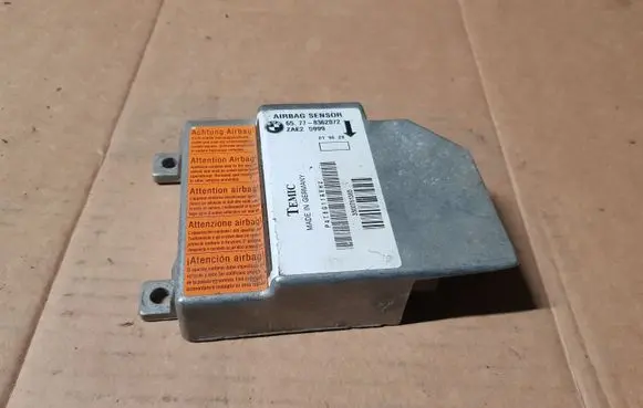 BMW 5 E39 Airbag control unit/module 8362072