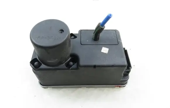Volkswagen Polo III 6N 6N2 6NF Central locking vacuum pump 1H0962257