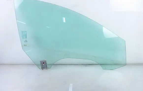 Volkswagen PASSAT CC Front door window glass four-door 3C8845202A