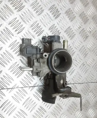 Toyota Yaris Throttle valve 222100J010