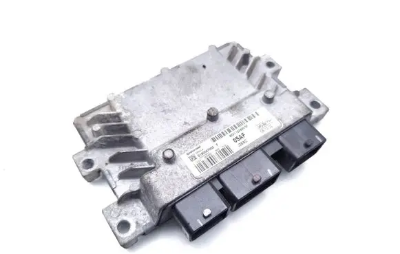 Ford Fiesta Engine control unit/module 8V2112A650SF