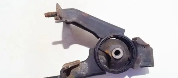 Toyota Corolla Verso AR10 Engine mount bracket av72531 av-72531