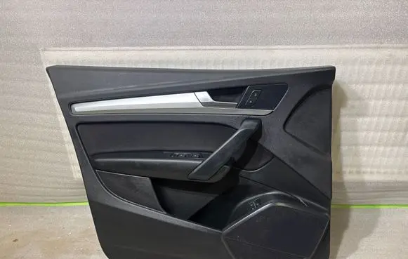 Audi Q5 SQ5 Front door card panel trim 80A867133