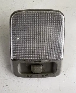 Nissan Navara D40 Rear seat light