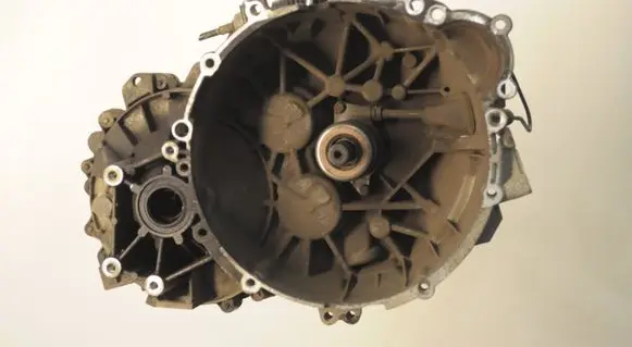 Volvo S40, V40 Manual 6 speed gearbox P30616075