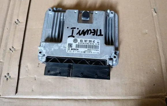 Volkswagen Tiguan Engine control unit/module 03L907309AE
