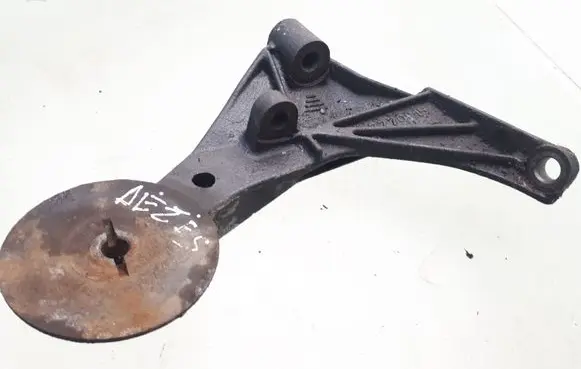 Alfa Romeo GTV Gearbox mounting bracket 7770915