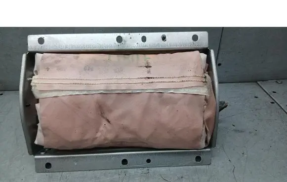 Volvo S80 Passenger airbag 31104261