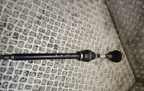Audi A4 S4 B6 8E 8H Front driveshaft 8e0407272ar