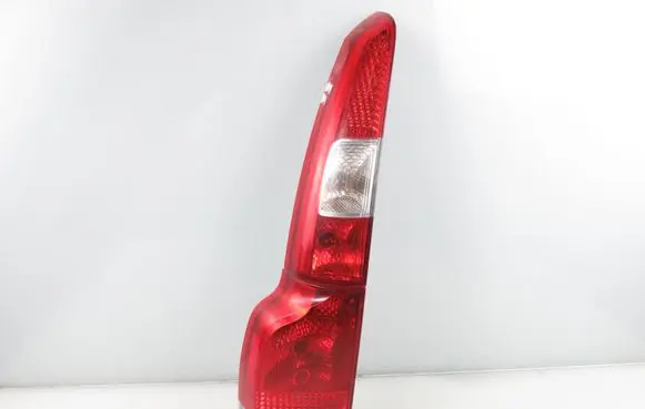 Volvo V70 Rear/tail lights 