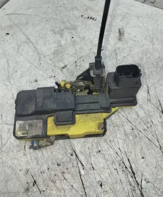 Volvo S60 Rear door lock 8650554