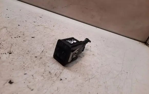 Volkswagen PASSAT B6 Headlight level height control switch 8L0971883