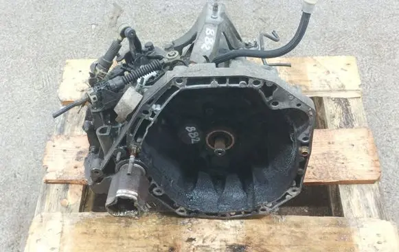 Dacia Dokker Manual 5 speed gearbox JR5341