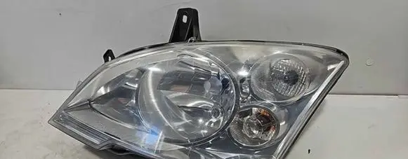 Mercedes-Benz Vito Viano W639 Headlight/headlamp A6398201861 1EG00962701