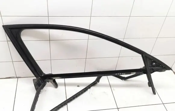 Audi A6 S6 C6 4F Front door window/glass frame 4F0837630 73742006 4f0867382c