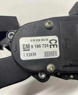 Opel Signum Accelerator throttle pedal 9186724 6PV00832200
