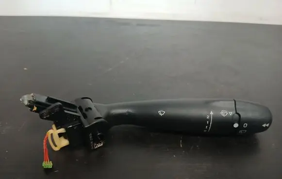 Peugeot 207 Wiper control stalk 27136 2A6GF30
