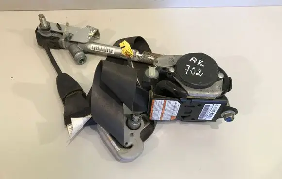 Honda CR-V Front seatbelt 608200100A A81850SWWE0