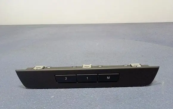 BMW 7 F01 F02 F03 F04 Seat heating switch 9215748