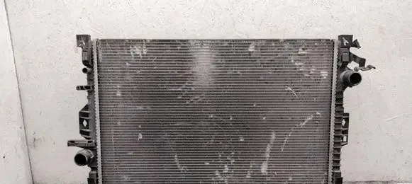 Volvo V70 Coolant radiator