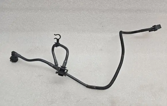 Volvo XC90 Engine coolant pipe/hose 32252299