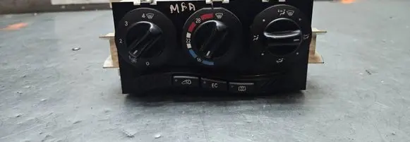 Mercedes-Benz A W168 Climate control unit 1688300485 154100