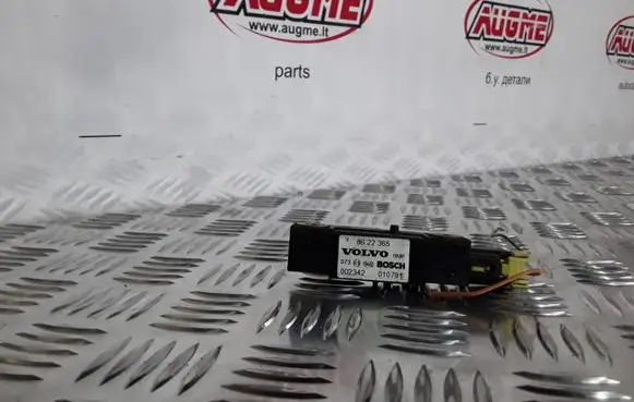 Volvo S60 Airbag deployment crash/impact sensor 8622365