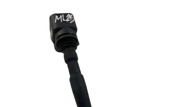 Volkswagen Golf VII High voltage ignition coil 04E905110E