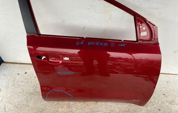 KIA Sportage Front door