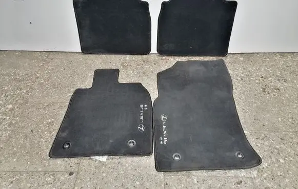 Lexus ES 250 - 300 - 330 Front floor mat PW21033004