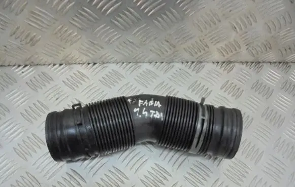 Skoda Fabia Mk1 (6Y) Intake resonator 6Q0129684