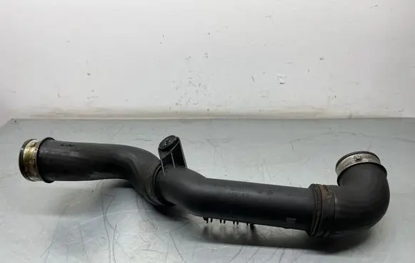 Intercooler hose/pipe