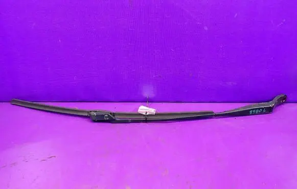 Peugeot Partner Front wiper blade arm