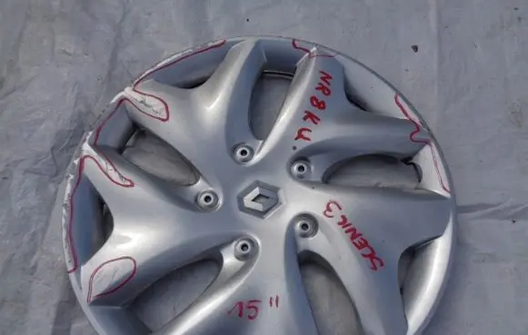 Renault Scenic III - Grand scenic III R15 wheel hub/cap/trim 