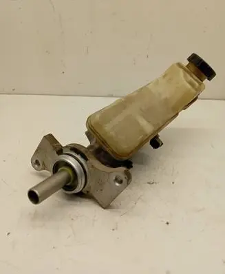 Toyota Corolla E120 E130 Master brake cylinder 744712514