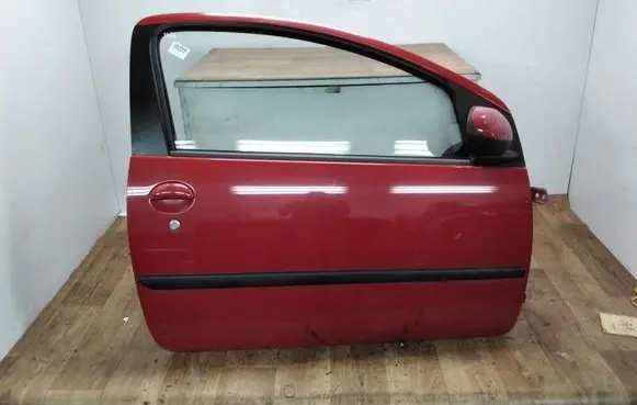 Peugeot 107 Front door