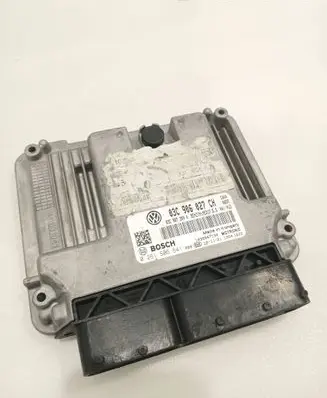 Volkswagen Golf VI Engine control unit/module 03C906027CH 03C907309K 0261S06641
