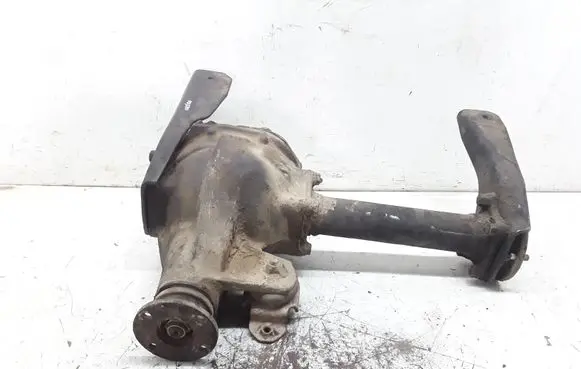 Mitsubishi Pajero Front differential KN2