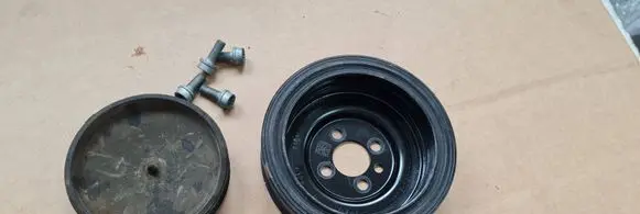 Audi A4 S4 B9 Crankshaft pulley 04L105243 V200