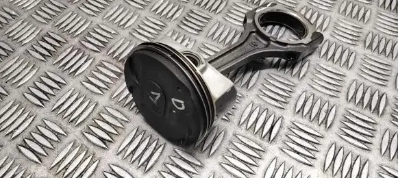 Lexus RX 450H Piston with connecting rod 92MP